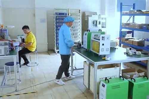 Solar battery backup system production workshop at Solarens